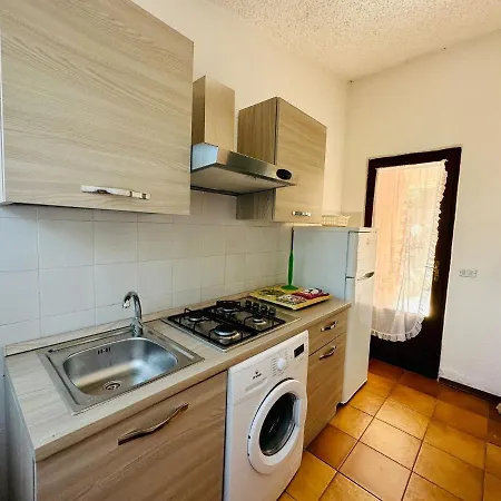 Dom wakacyjny Bifamiliare Vista Mare A *
