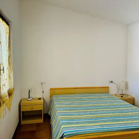 Nyaraló Bifamiliare Vista Mare A Rena Majore
